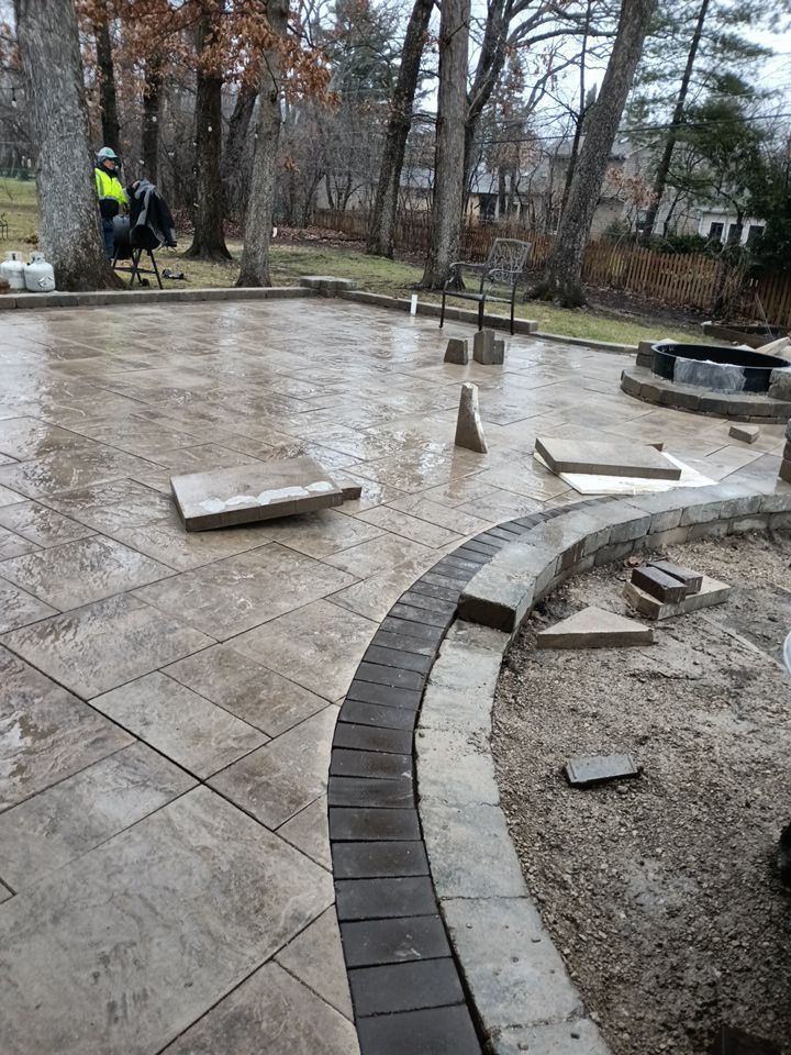 Segmental retaining wall installation